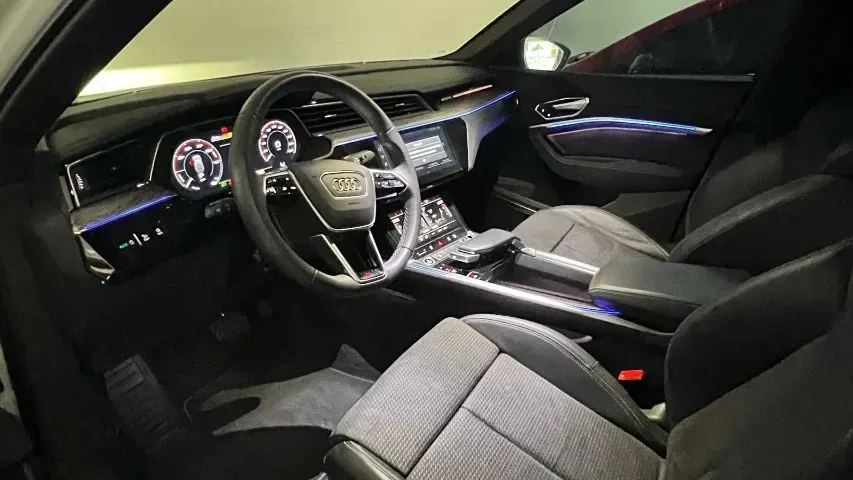 Audi E-tron Sportback - Imagem 9