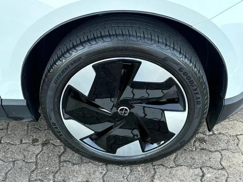 Volvo EX30 - Imagem 17