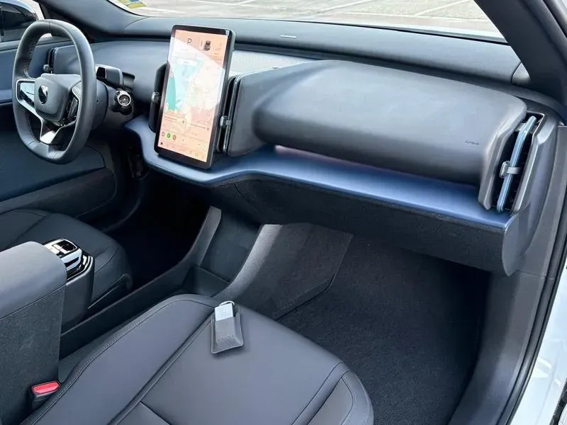 Volvo EX30 - Imagem 20