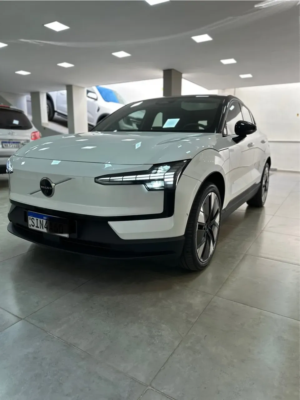 Volvo EX30 - Imagem 2