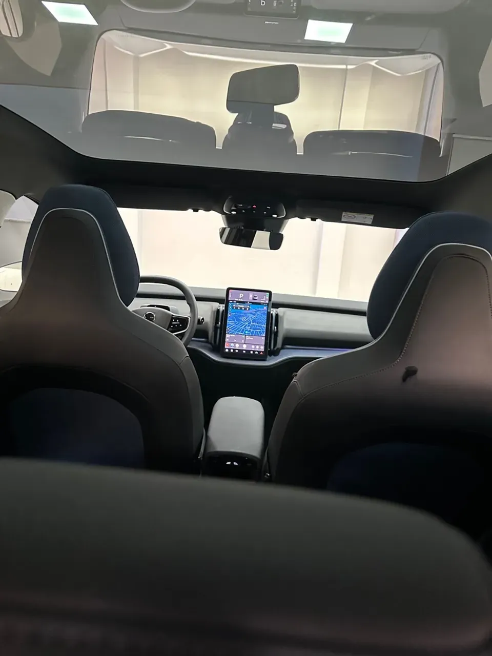 Volvo EX30 - Imagem 17