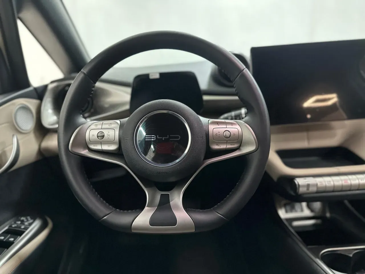 BYD Dolphin - Imagem 12