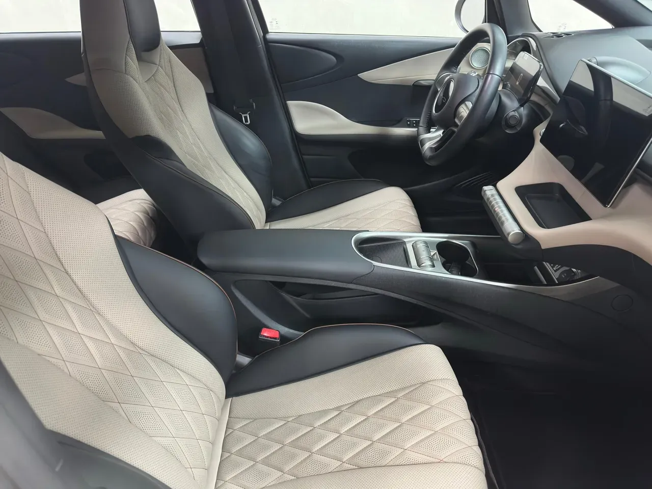 BYD Dolphin - Imagem 13