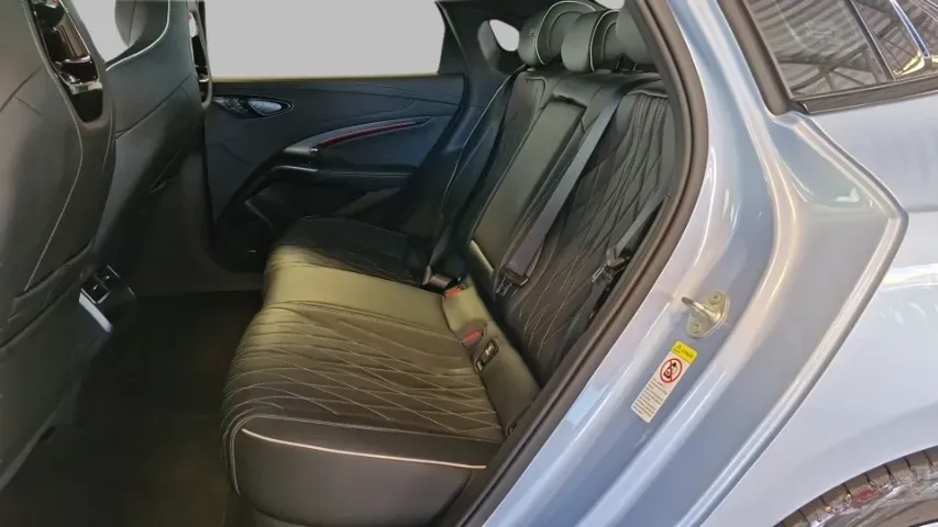 BYD Seal - Imagem 13