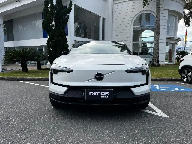 Volvo EX30 - Imagem 8