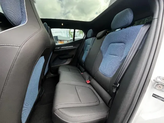 Volvo EX30 - Imagem 16