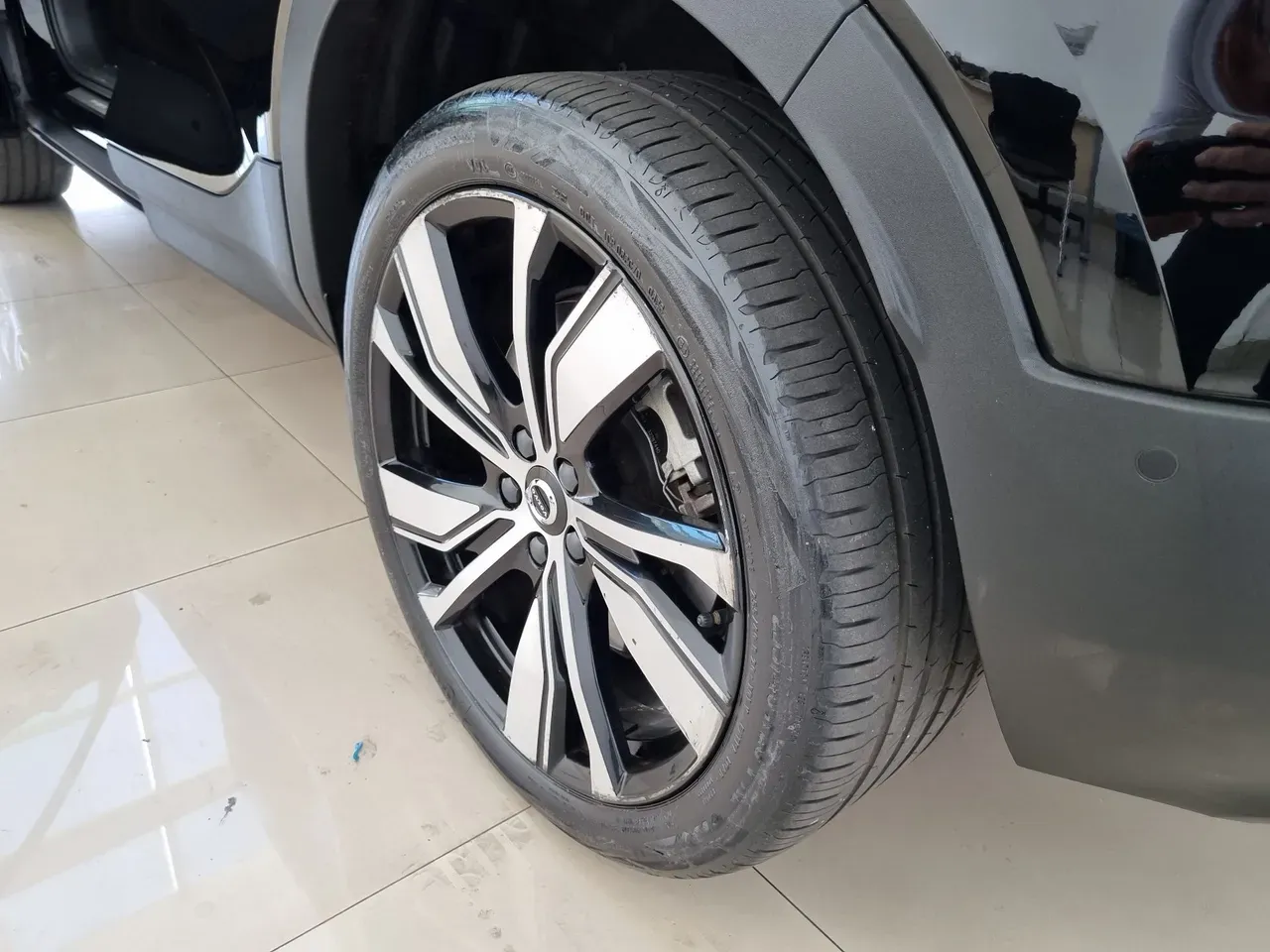 Volvo XC40 Recharge - Imagem 19