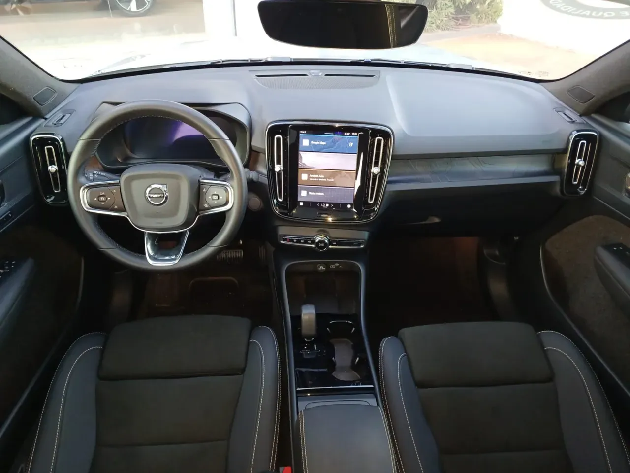 Volvo C40 Recharge - Imagem 7