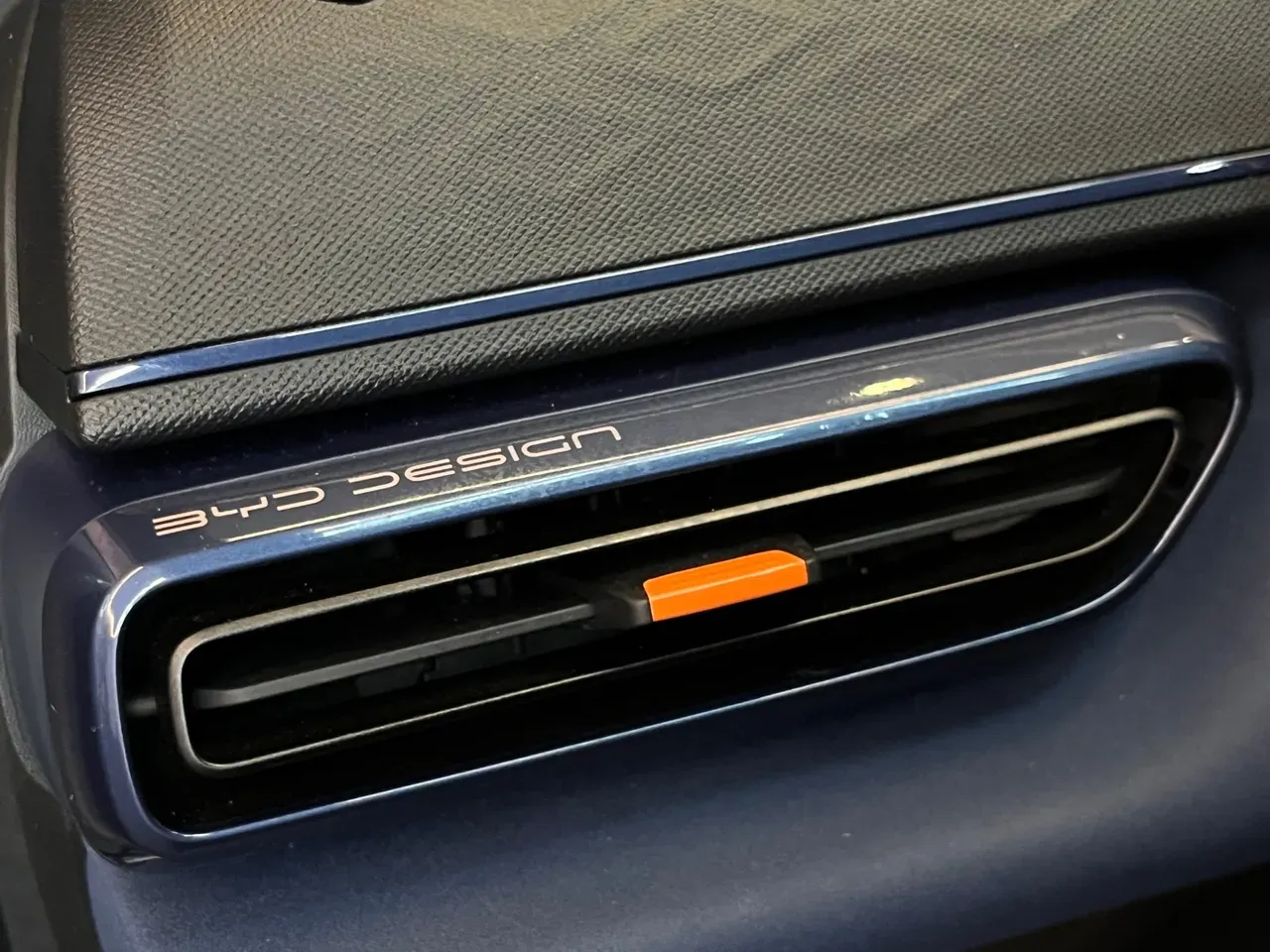 BYD Dolphin - Imagem 13