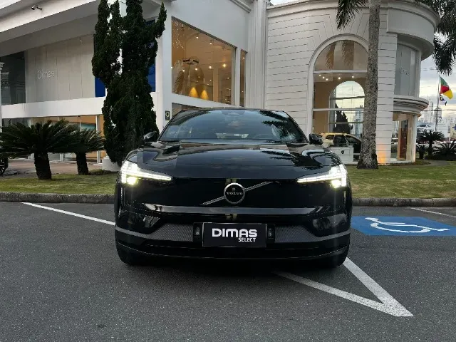 Volvo EX30 - Imagem 2