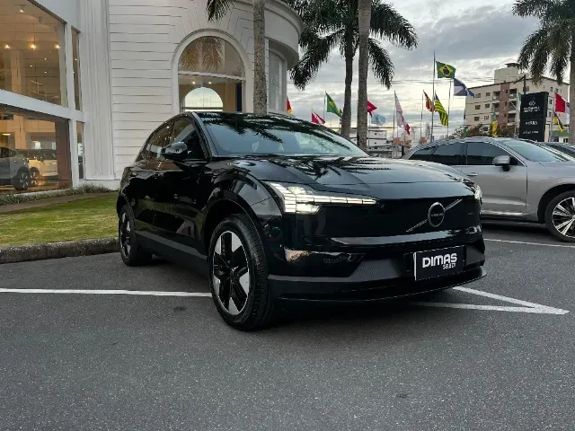 Volvo EX30 - Imagem 3