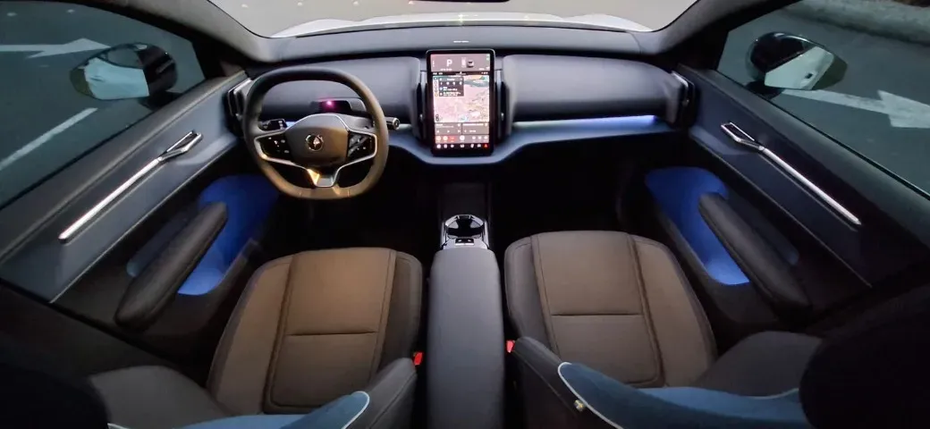 Volvo EX30 - Imagem 13