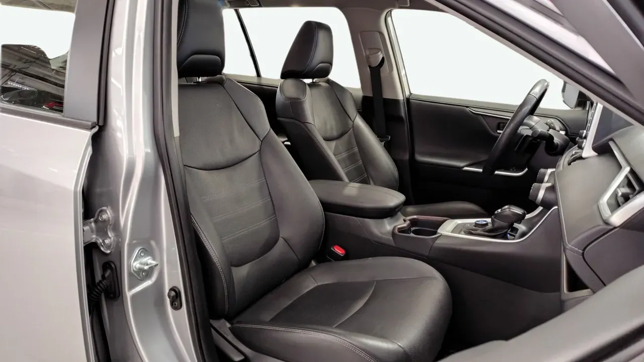 Toyota Rav4 EV - Imagem 10