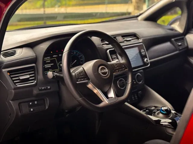 Nissan Leaf - Imagem 9