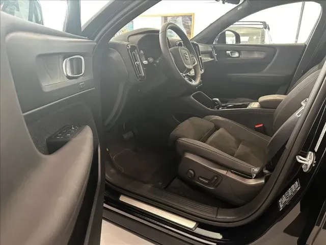 Volvo C40 Recharge - Imagem 7