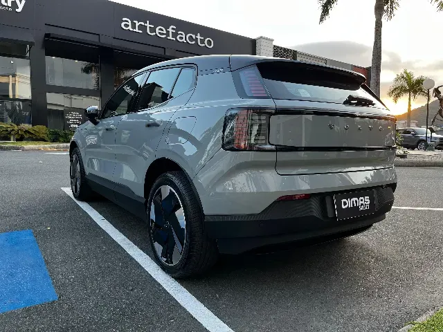 Volvo EX30 - Imagem 8