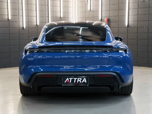 Porsche Taycan - Imagem 9