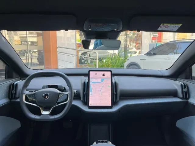 Volvo EX30 - Imagem 8