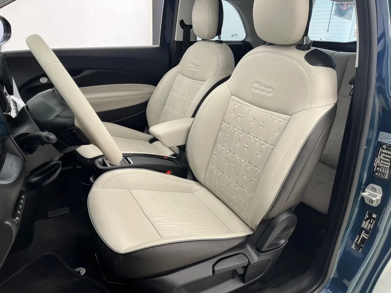 Fiat 500e - Imagem 18