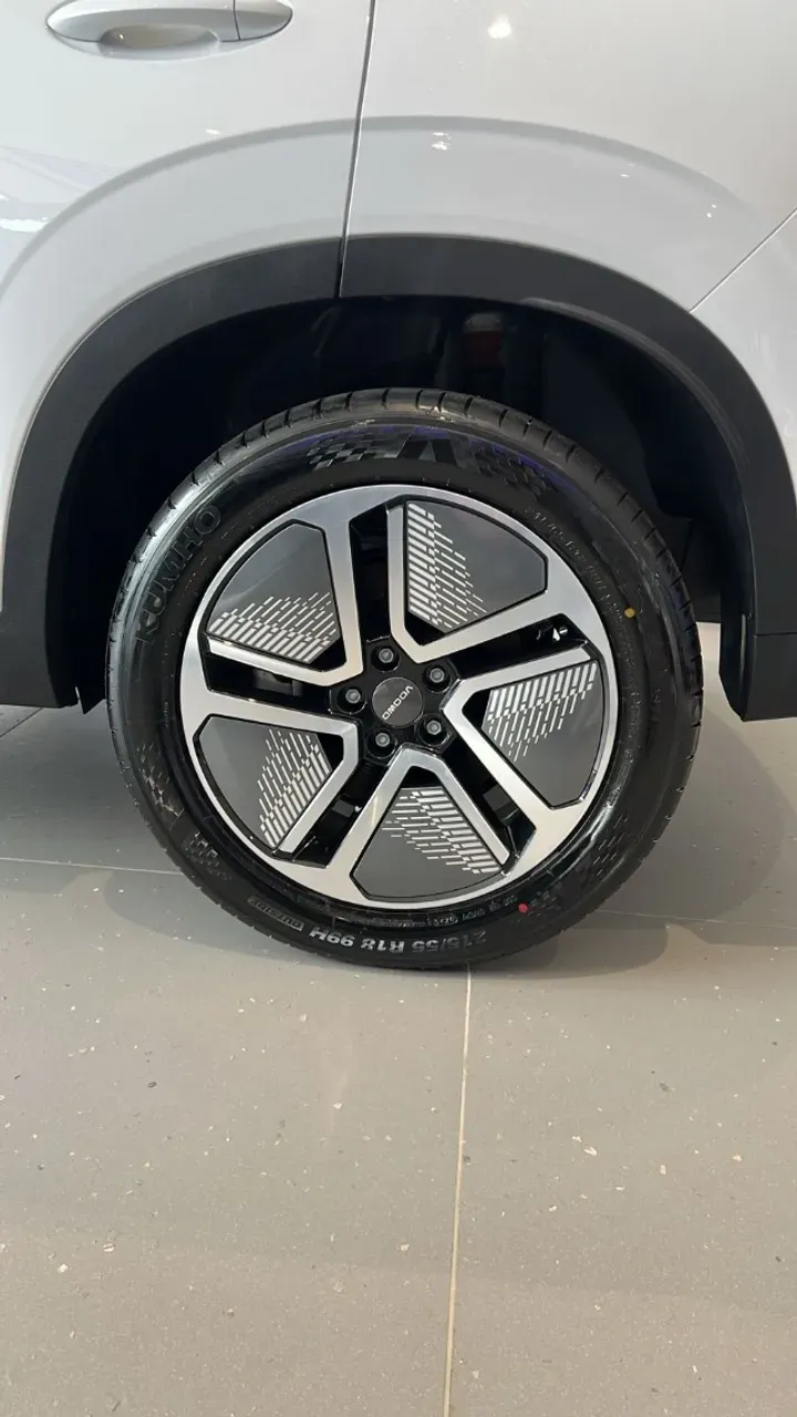 Omoda E5 - Imagem 11