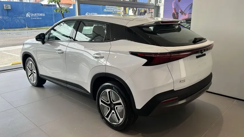 Omoda E5 - Imagem 14