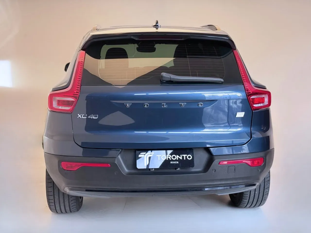 Volvo XC40 Recharge - Imagem 4