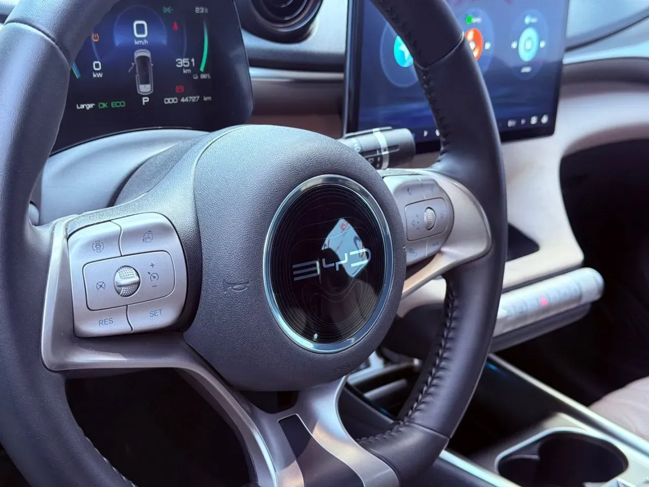 BYD Dolphin - Imagem 13