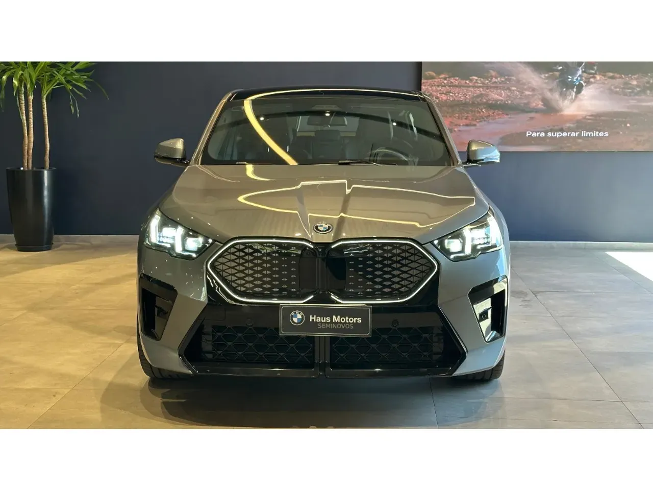 BMW IX2 - Imagem 11