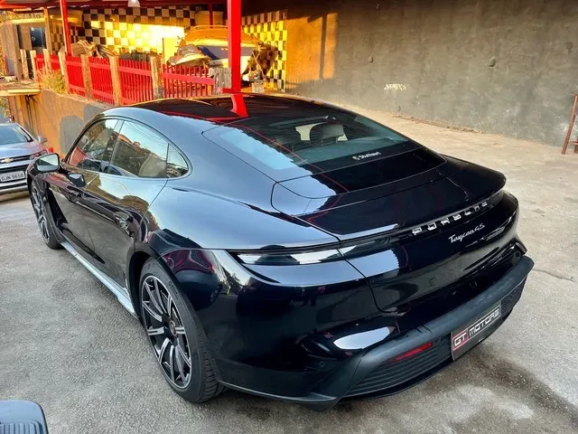 Porsche Taycan - Imagem 5