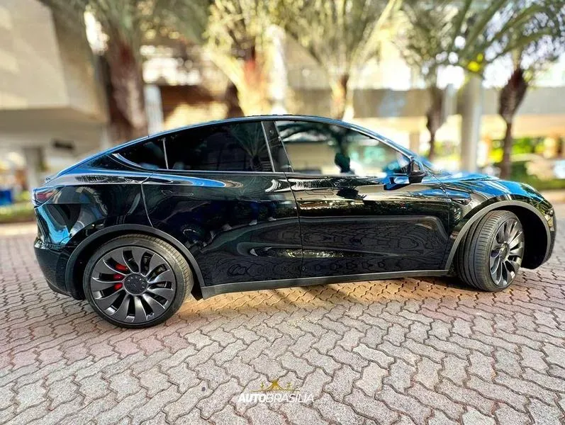 Tesla Model Y - Imagem 7