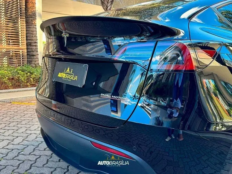 Tesla Model Y - Imagem 12