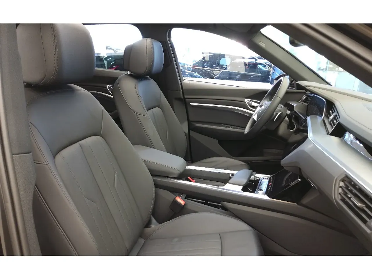 Audi E-tron Sportback - Imagem 6