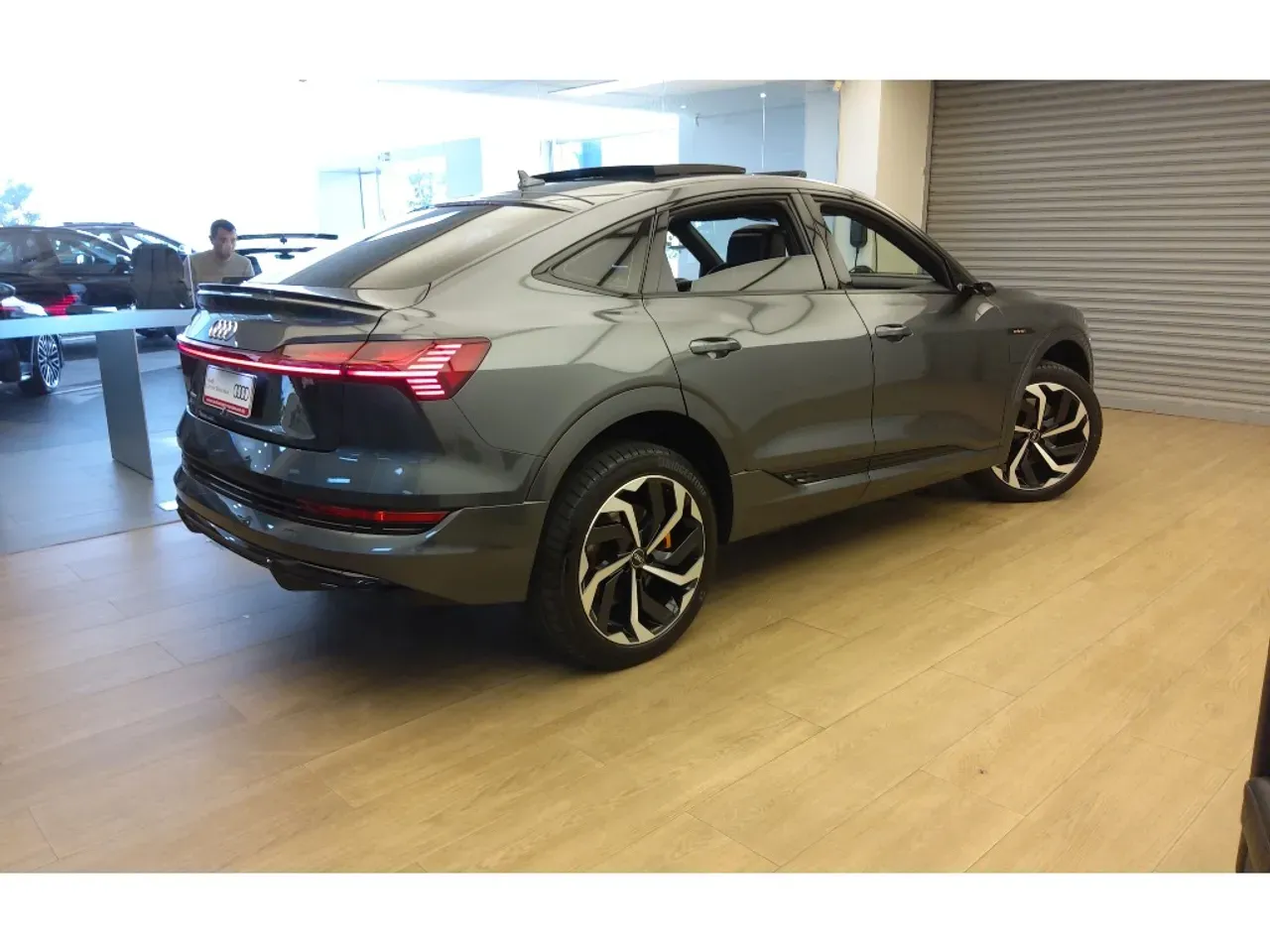 Audi E-tron Sportback - Imagem 3