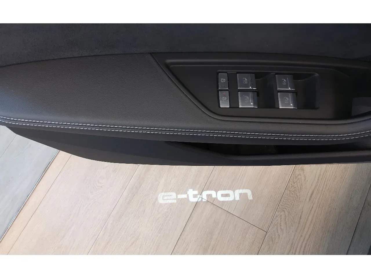 Audi E-tron Sportback - Imagem 14