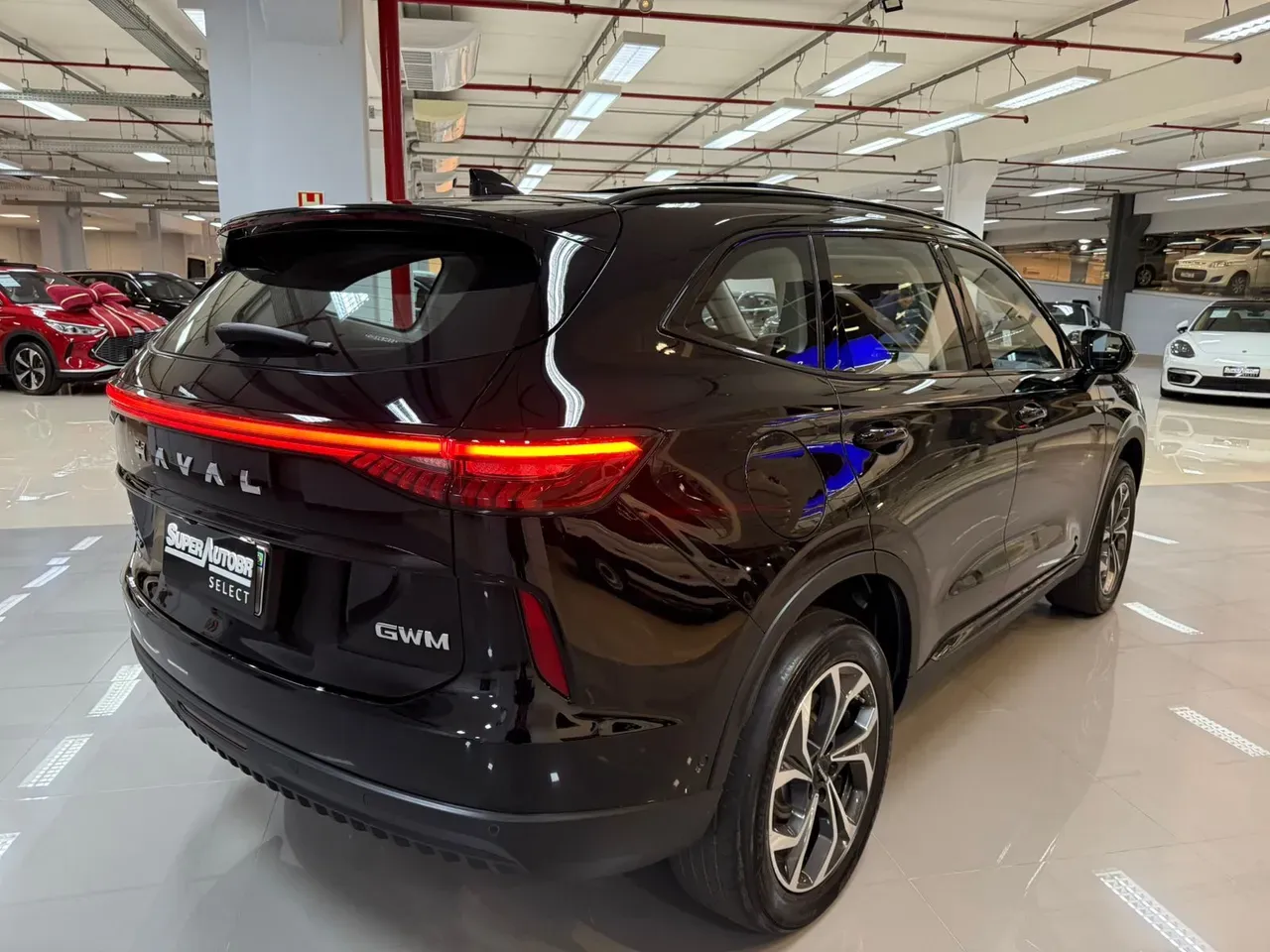 GWM Haval H6 Plug-in Hybrid - Imagem 4