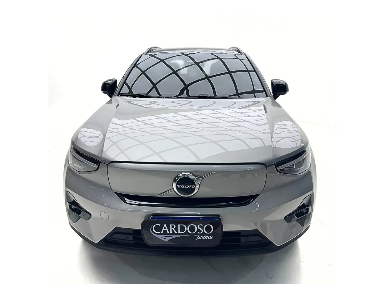 Volvo XC40 Recharge - Imagem 2