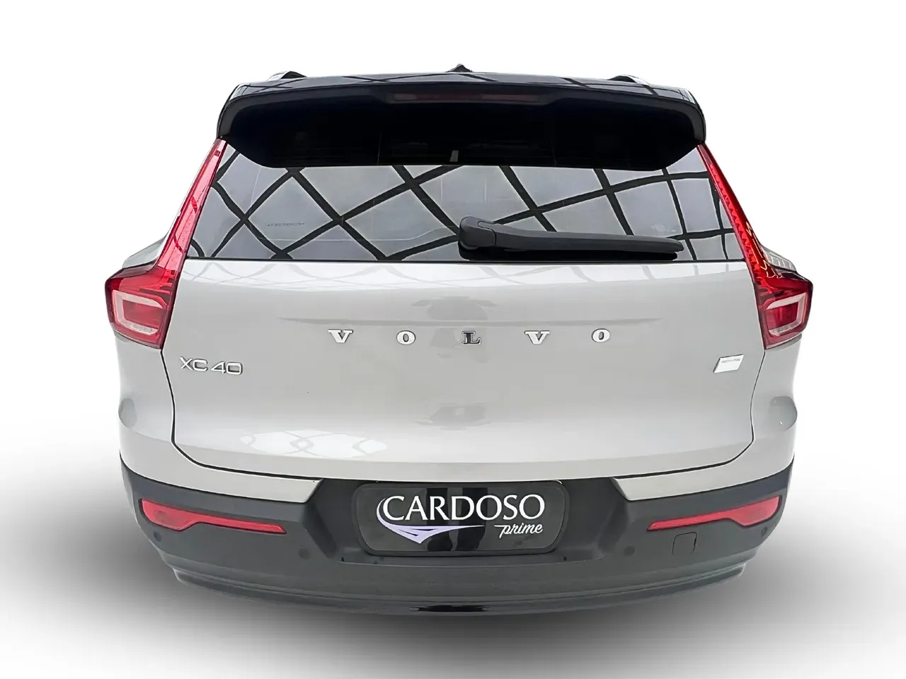 Volvo XC40 Recharge - Imagem 5