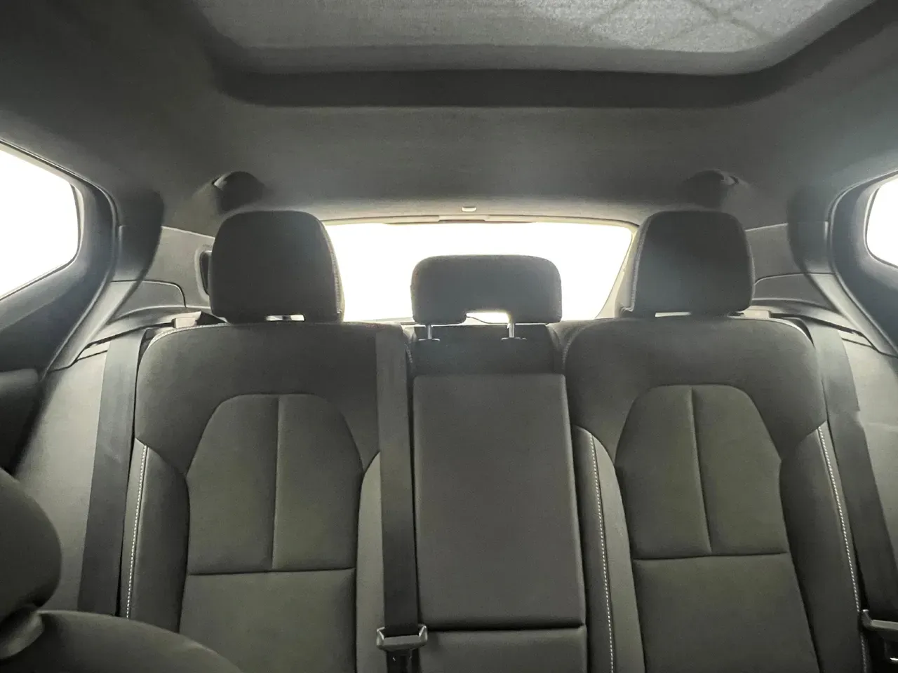 Volvo XC40 Recharge - Imagem 17