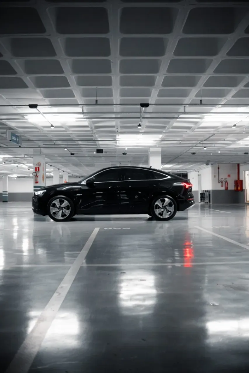 Audi E-tron Sportback - Imagem 4