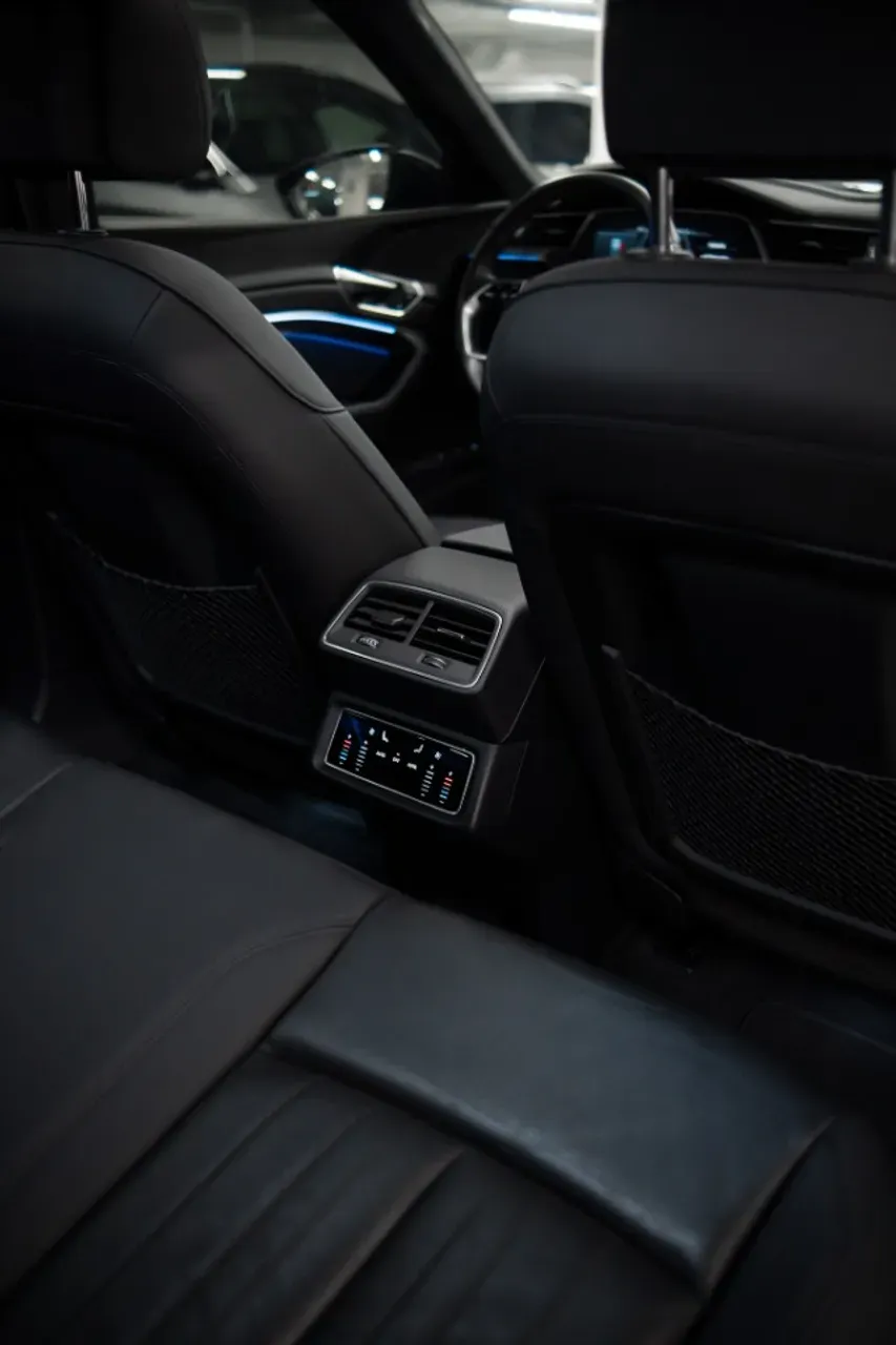 Audi E-tron Sportback - Imagem 14