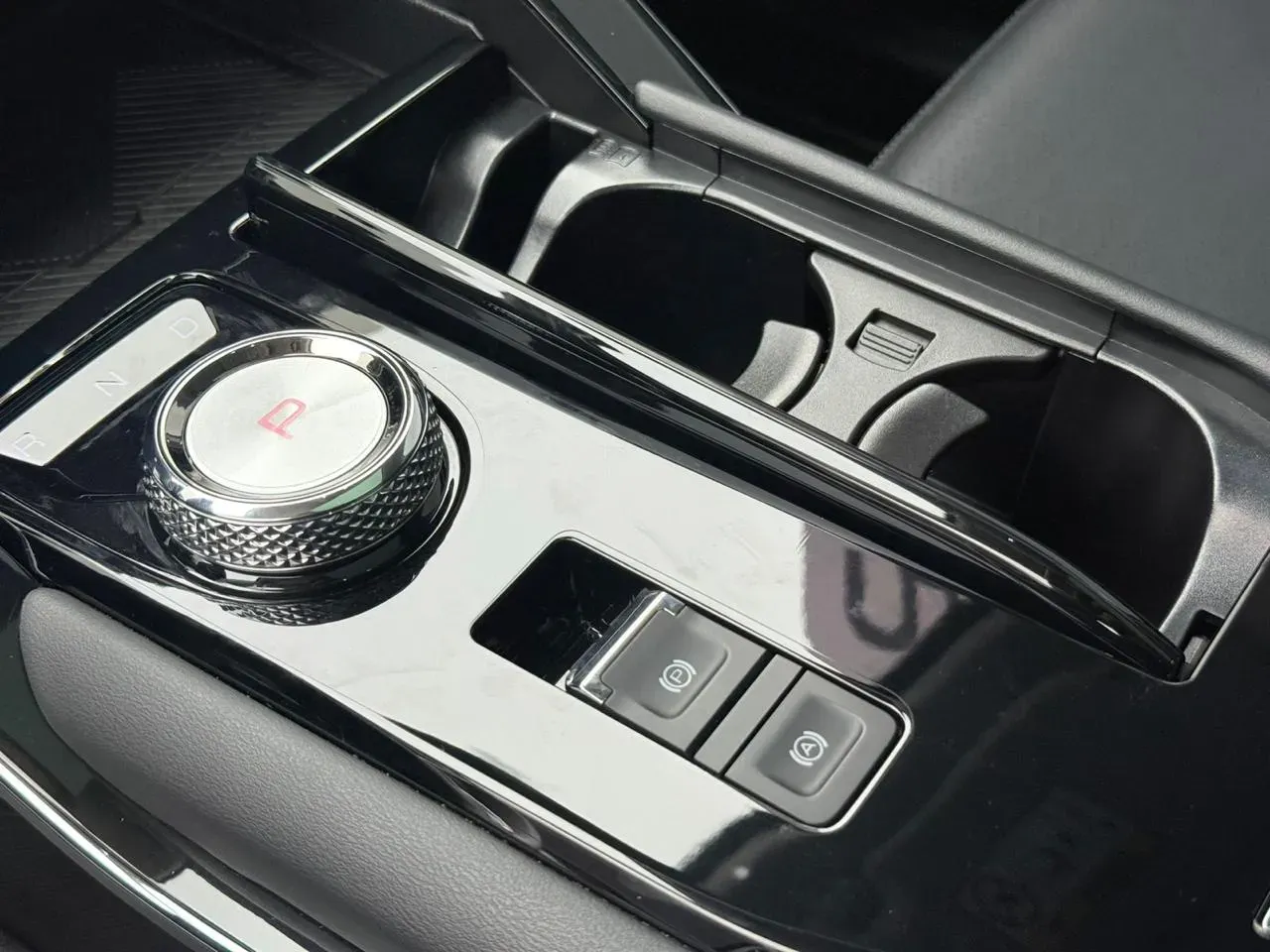 GWM Haval H6 Plug-in Hybrid - Imagem 15