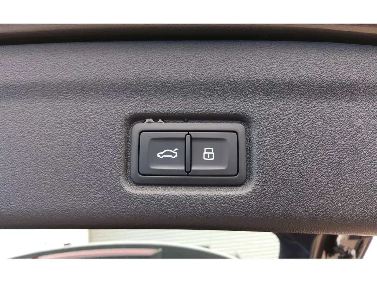 Audi Q6 E-tron - Imagem 17