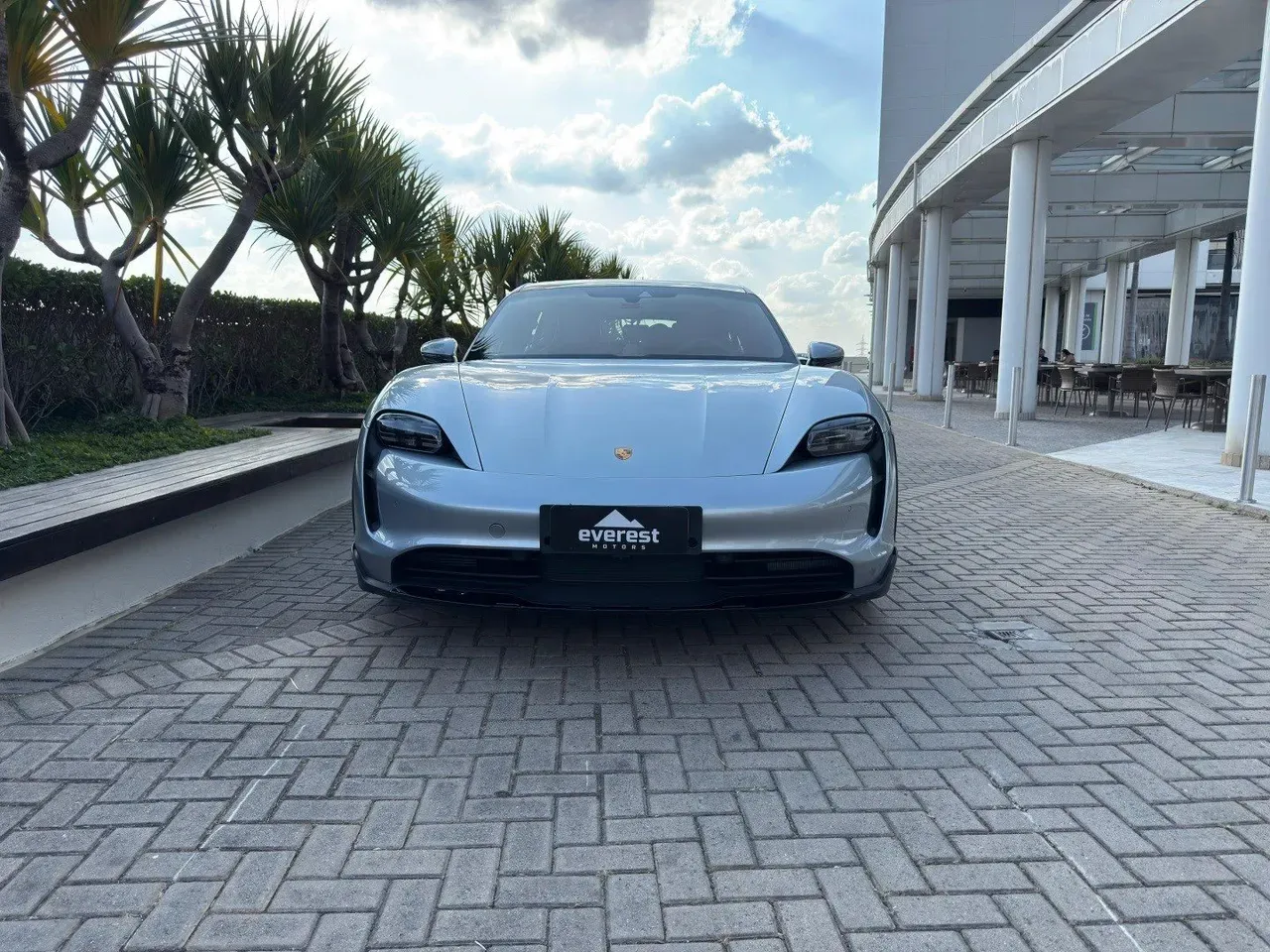 Porsche Taycan - Imagem 2