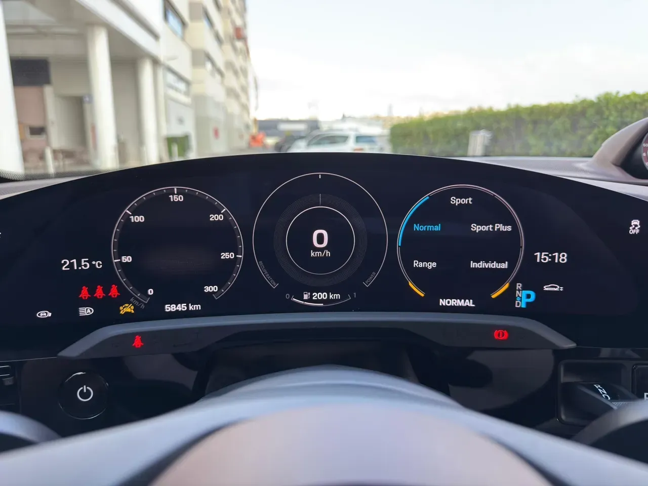 Porsche Taycan - Imagem 9