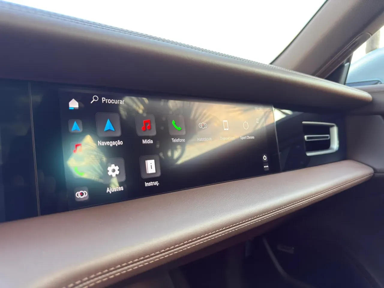 Porsche Taycan - Imagem 13