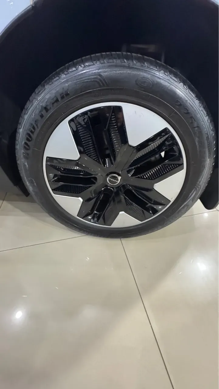 Volvo EX30 - Imagem 10