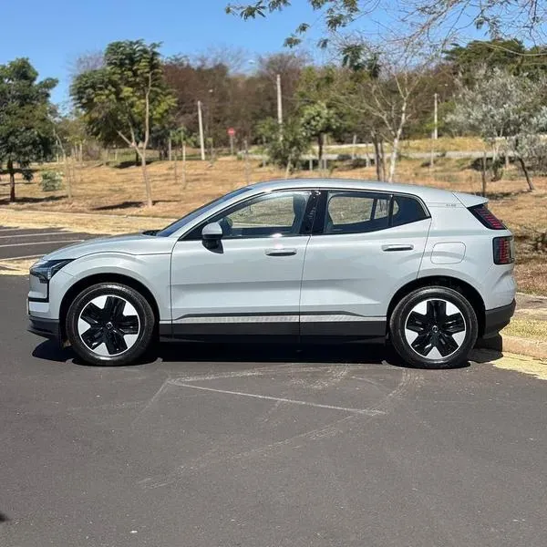 Volvo EX30 - Imagem 5