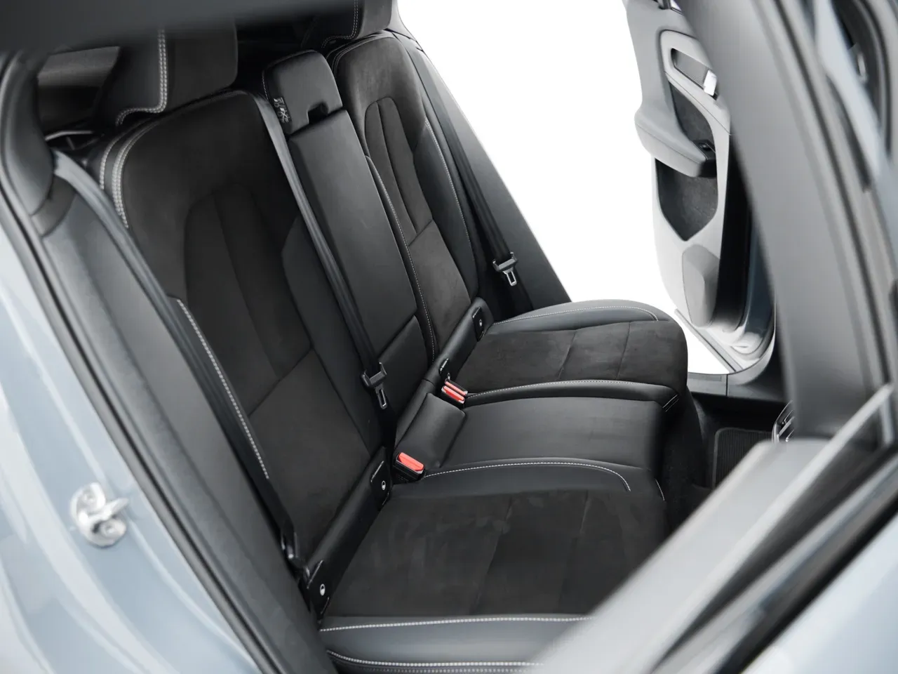 Volvo C40 Recharge - Imagem 19