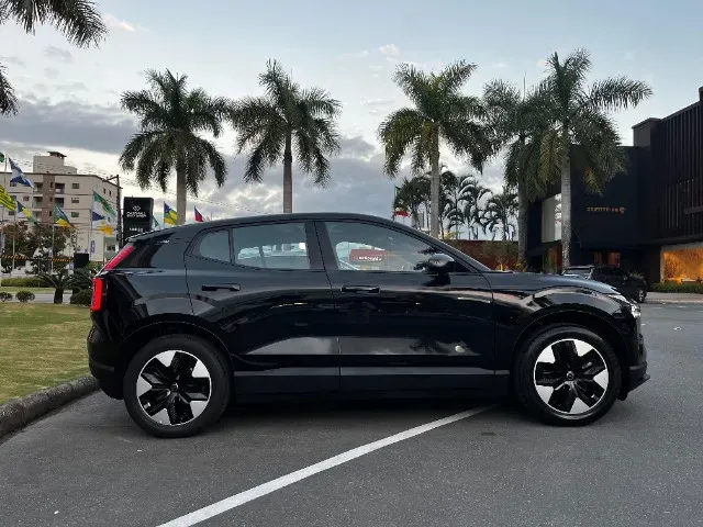 Volvo EX30 - Imagem 6