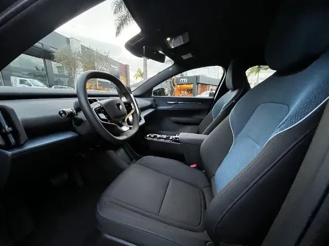 Volvo EX30 - Imagem 12